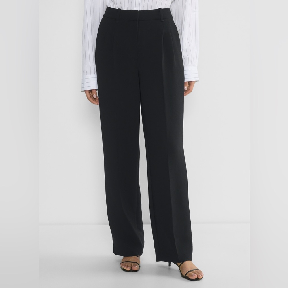 Aritzia Wilfred Sz 0 The Effortless Crepette Black Wide Leg Tailored Pant